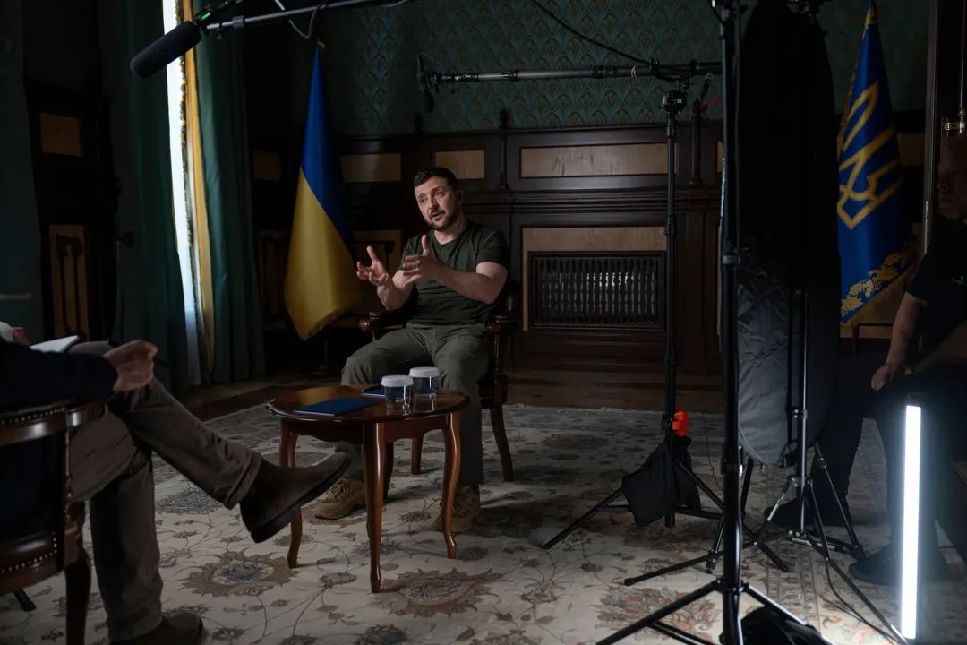 他仍在拱火：把乌克兰上空的东西都打下来，有啥问题吗？